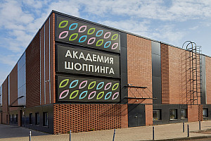 Варианты кладок фасадов кирпичем темно-красным с гладкой поверхностью